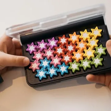 SmartGames IQ Stars Travel Game 120 Challenges for Ages 6+