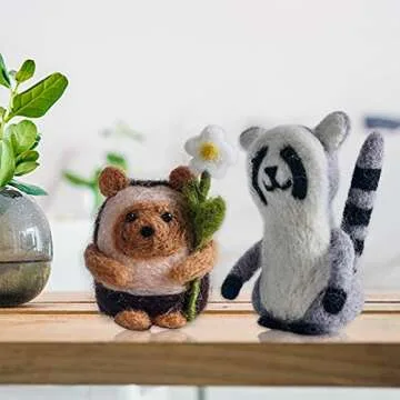 Needle Felting Beginner kit - Wool for Felting Cute Animals Kit Instruction Arts and Crafts Easy Funny Family Project Included 3 in 1 Giraffe Racoon Hedgehog Needle Felting Starter