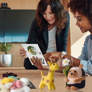 Needle Felting Beginner kit - Wool for Felting Cute Animals Kit Instruction Arts and Crafts Easy Funny Family Project Included 3 in 1 Giraffe Racoon Hedgehog Needle Felting Starter