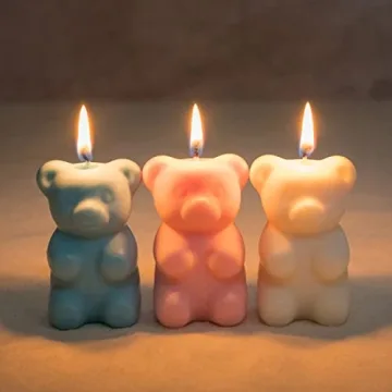 Mysterious Gummy Bear Scented Candle with Secret Surprise