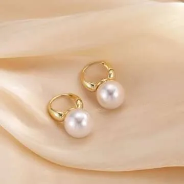 Risamil Pearl Earrings for Women, Gold Pearl Hoop Earrings for Women Trendy 14K Gold Plated Pearl Hoop Huggie Earrings Jewelry Gifts for Women