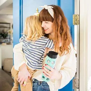 Lifefactory 22-Ounce BPA-Free Glass Water Bottle with Classic Cap and Protective Silicone Sleeve, Onyx