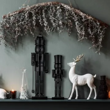 Traditional Wooden Nutcracker Christmas Decor Gift Set