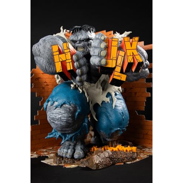 Incredible Hulk 1:6 Scale Collectible by McFarlane