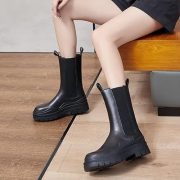 Stylish Chelsea Ankle Boots Slip-On with Chunky Platform