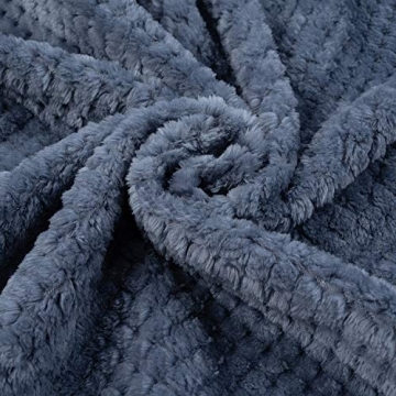 Plush Pet Blanket Soft Cozy Fleece for Dogs and Cats