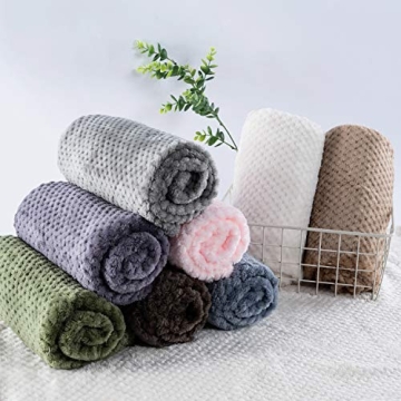 Plush Pet Blanket Soft Cozy Fleece for Dogs and Cats