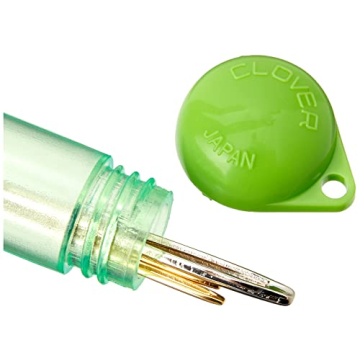 Charming Clover Chibi Darning Needles Set with Case