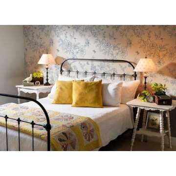 Froluya Cream White and Blue Vintage Floral Wallpaper Peel and Stick Wallpaper Removable 393"x17.7" Boho Peel and Stick Wallpaper Self Adhesive Wall Paper for Bedroom Cabinets Shelf Liner Vinyl Roll