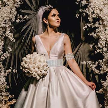 4 Rolls 8 Yards Bling Crystal Rhinestone Ribbon Silver Bling Rhinestone Diamond Flower Shape Mesh Ribbon Lace Decor for Crafts DIY Wedding Birthday Party Decorations Phone Car Supplies