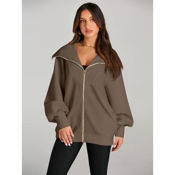 Stylish Oversized Sweater with Gold Zipper Accent