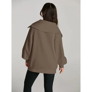 Stylish Oversized Sweater with Gold Zipper Accent