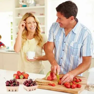 PARBEE 60 Pack Pulp Fiber Berry Basket, Molded Containers Vented for Strawberry Blueberry Raspberry Grape Cherry, Small Farmer Market Produce Basket Containers