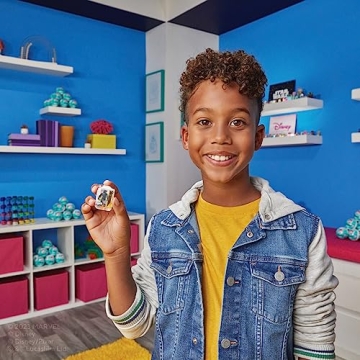 Mini Brands Disney Advent Calendar 24 Pack Toys