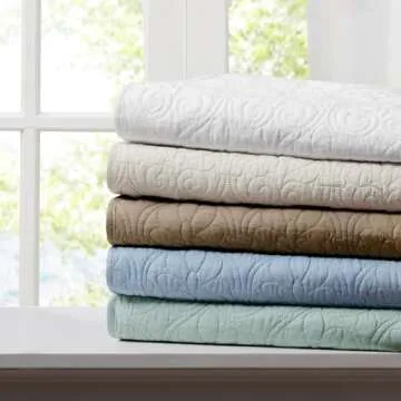 Madison Park Madison Park Luxe Quilted Throw Blanket - Damask Stitching Design, Cotton Filled Spread, Ultra Soft, Cozy Bedding for Living Room Couch, Sofa, Bed, 60x70", Piping Borders Khaki