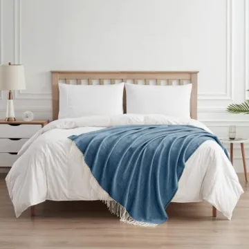 Elegant Herringbone Throw Blanket - Soft & Cozy Comfort