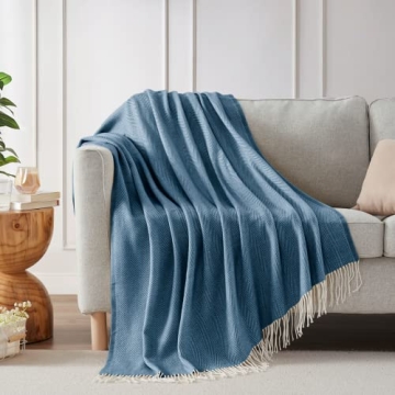 Elegant Herringbone Throw Blanket - Soft & Cozy Comfort