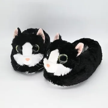 Cozy Big-Eyed Cat Plush Indoor Slippers for Women