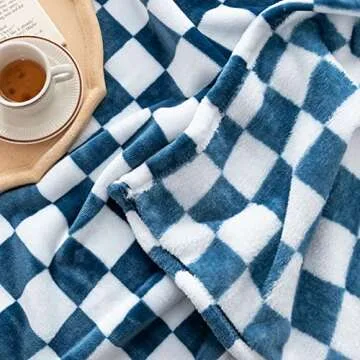 Soft Checkerboard Flannel Throw Blanket for All Seasons