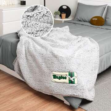 FOCO Philadelphia Eagles NFL Retro Cloud Sherpa Blanket