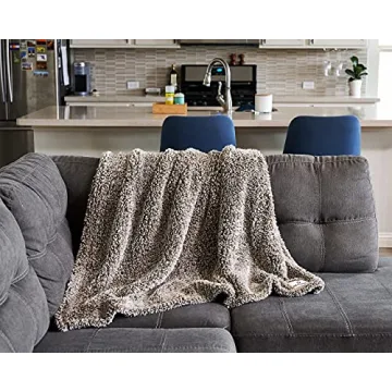 Ultra Soft Water Resistant Pet Blanket for Dogs Cats