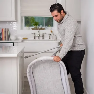 HALO Baby Flex BassiNest Adjustable Travel Bassinet