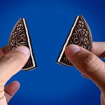 OREO Thins Chocolate Sandwich Cookies, Family Size, 13.1 oz