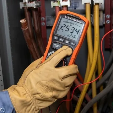 Klein ET600 Multimeter - Precision Insulation Tester & More