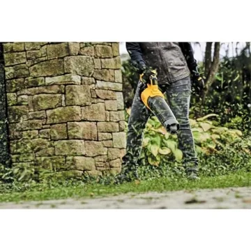 DEWALT 20V MAX XR Cordless Leaf Blower 125MPH 450CFM