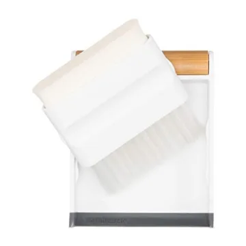 Full Circle Shave The Day Eco-Friendly Beard Cleaning Set