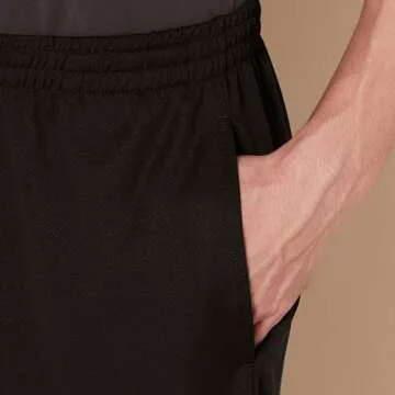 Amazon Essentials Men's Performance Tech Loose-Fit Shorts