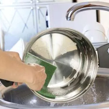 Pine-Sol Heavy Duty Scouring Pads - Household Scrubbing Tool for Cleaning Tough Messes, Grills, and Oven Racks - 3 Pack