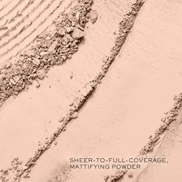 Lancôme Powder Foundation - Buildable Coverage & Matte Finish
