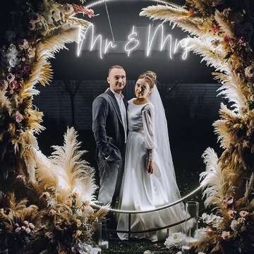 Mr&MRS Neon Sign for Wall, Bedroom, Home,Decor,Mr&MRS Cool White Neon Sign for Bachelorette Party Bar Club, Birthday Party Wedding Decoration LED Light Signs. Size-60cm