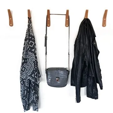 Stylish UMZi Beech Wood Coat Hooks for Any Room