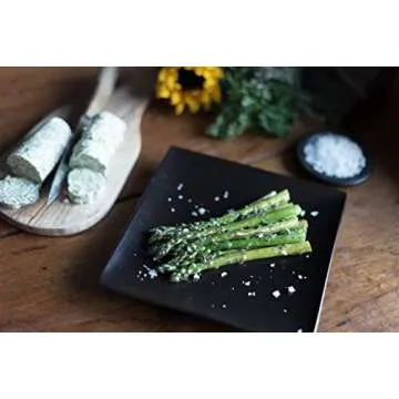 Flaky Sea Salt - 8.8 oz of Large Flake Salt - Hand Harvested on Vancouver Island - Perfect for Seasoning, Baking, Cooking, and Finishing - All Natural Flaked Salt