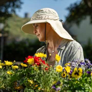 MISSION Cooling Sun Defender Hat, White - Unisex Wide-Brim Hat with Nape for Men & Women - Lightweight & Durable - Cools Up to 2 Hours - UPF 50 Sun Protection - Machine Washable