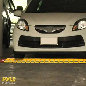 Pyle Portable Vehicle Traffic Speed Bump - 9.8' ft Heavy Duty Reflective Plastic Humps, Car Truck Automotive Vehicles Speed Bumps for Asphalt Concrete Gravel Garage Driveway Roads Parking Lot - PSPD16