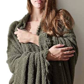 EASEON Ultra-Soft Boho Throw Blanket - Cozy and Lightweight Home Decor