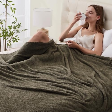 EASEON Cozy Knit Throw Blanket for All Seasons