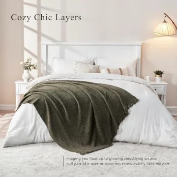 EASEON Cozy Knit Throw Blanket for All Seasons