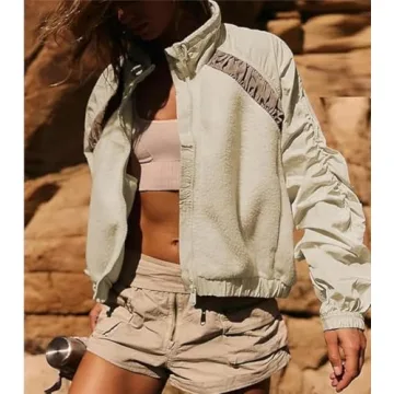 Stylish Yozazzy Fleece Jacket for Women - Warm & Cozy