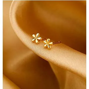 Daisy Stud Earrings in 925 Sterling Silver for Women