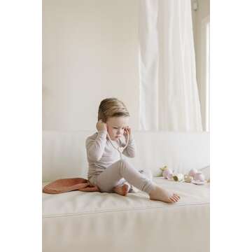 Marlowe & Co Silicone Pretend Play Doctor Kit for Children, 10 Piece Pretend Play Doctor and Vet Kit with Storage Bag