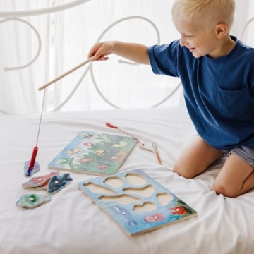 Melissa & Doug Magnetic Fishing Game for Kids