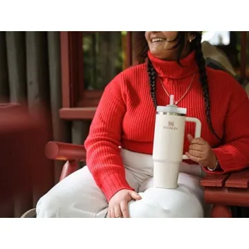 Stanley Quencher H2.0 Insulated Tumbler, 30 oz - Cream