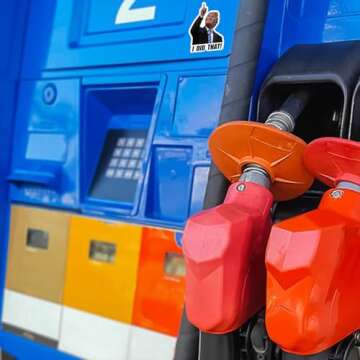 PYYEBFS I Did That Trump Sticker, 100 Pcs Trump I Did That Waterproof Stickers for Cars, Gas Station, Goods Shelves, Laptops, Water Bottle