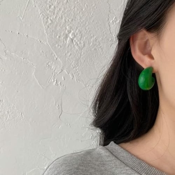 TUYRIEDSA Chunky Green Hoop Earrings for Women