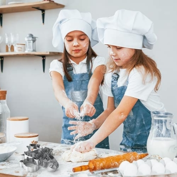 Senbowe 12 Pcs Christmas Cookie Cutters for Holiday Baking