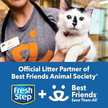 Fresh Step Lightweight Cat Litter with Febreze Freshness